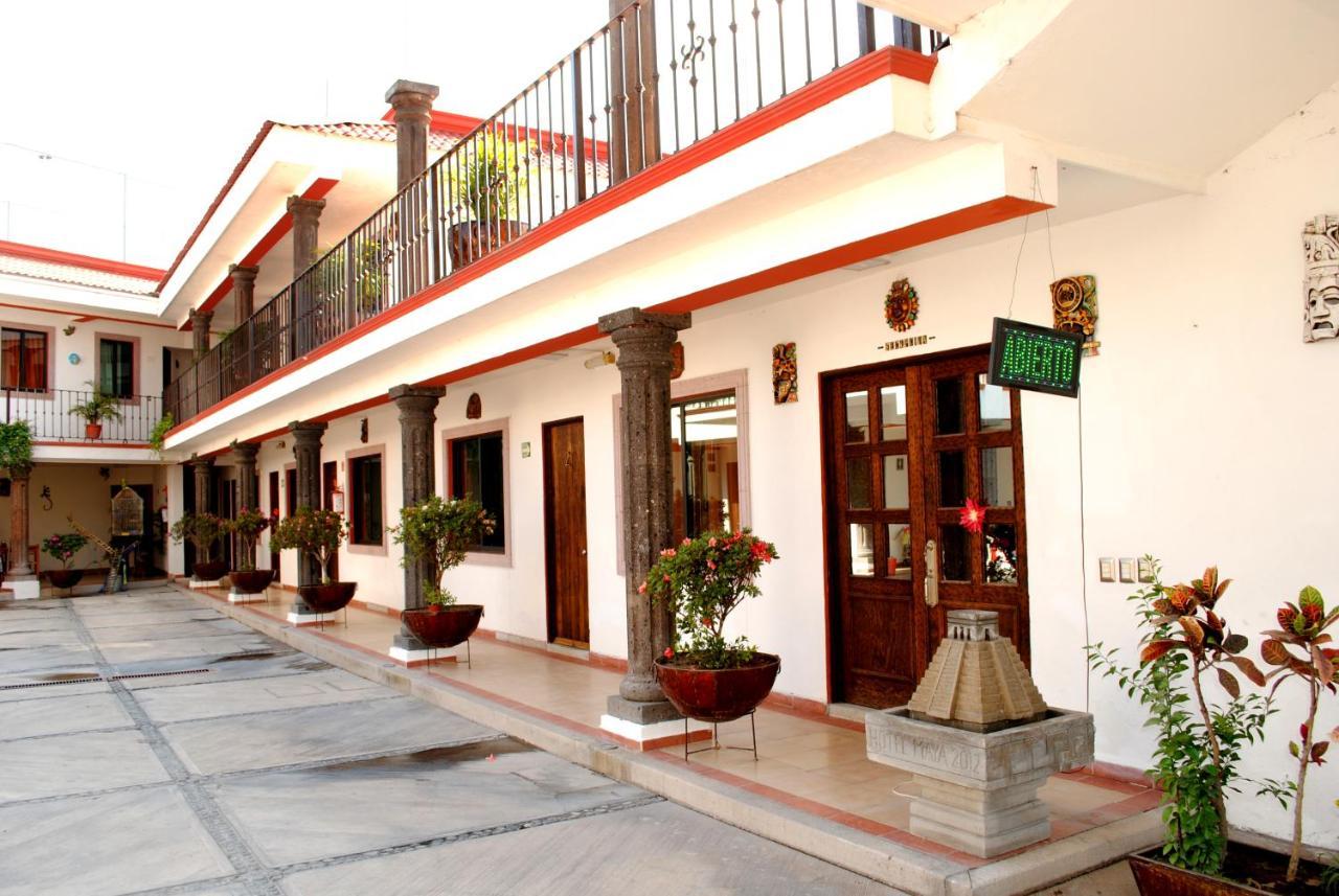 Hotel Maya 2012 Amacuzac Buitenkant foto